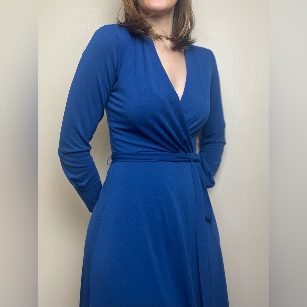 Lightweight long sleeve wrap H&M dress in cobalt or royal blue.